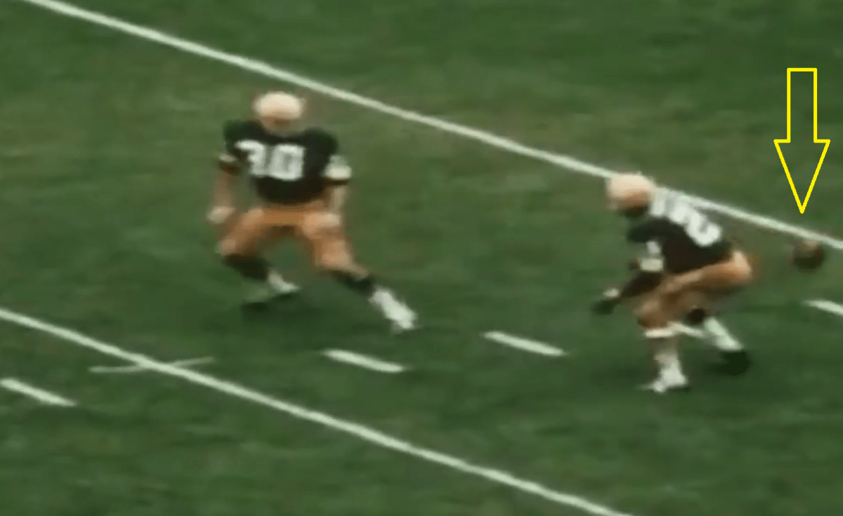 Muffed Punt Rules in College Football: Can the Kicking Team Advance?