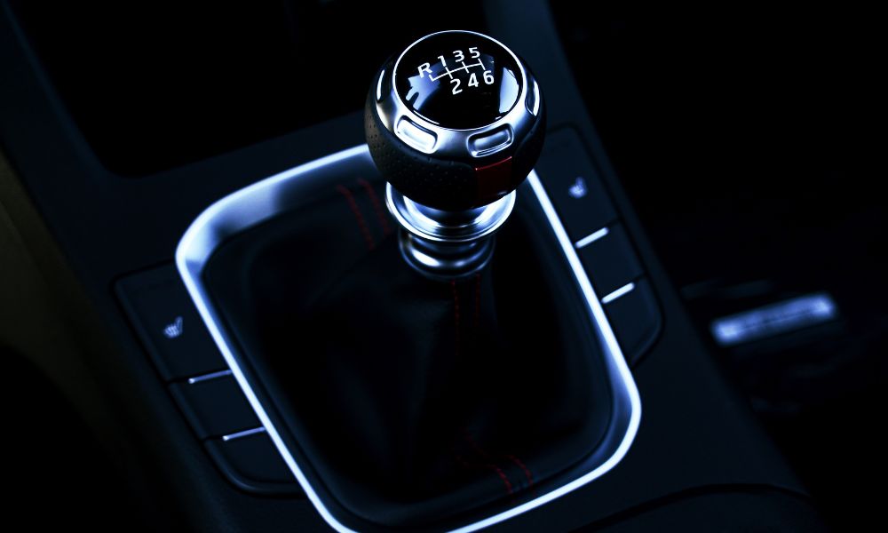 Are Racing Cars Manual or Automatic? A Comprehensive Guide