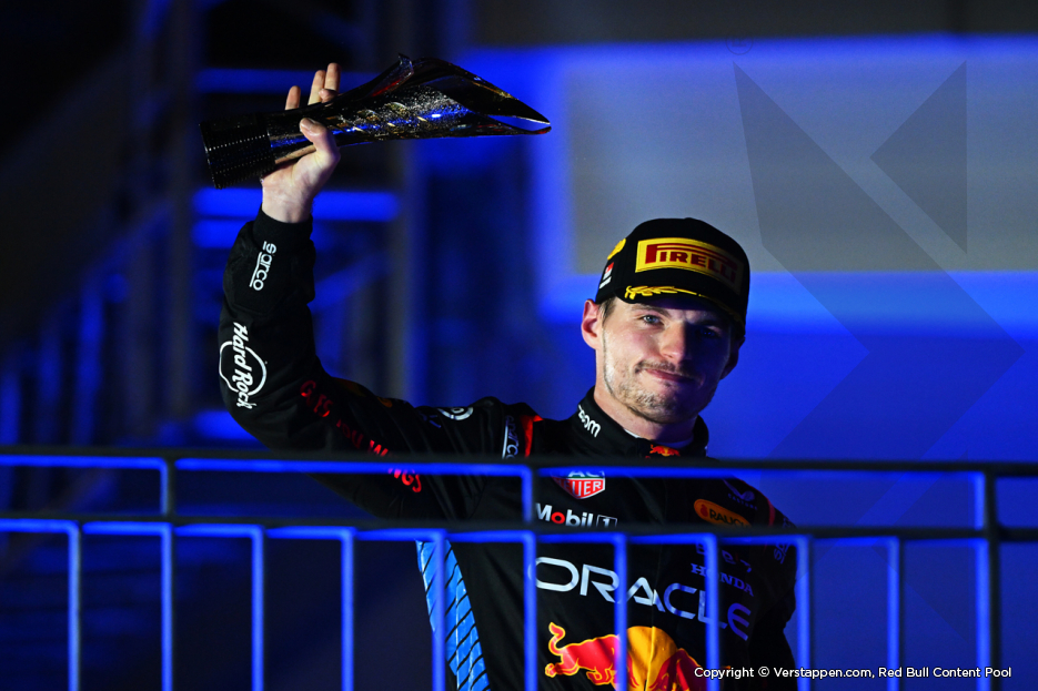 Singapore Grand Prix: Max Verstappen Battles for Podium Finish