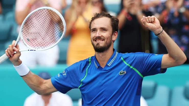 Medvedev vs De Minaur Preview & Prediction: Head-to-Head, Odds & Analysis