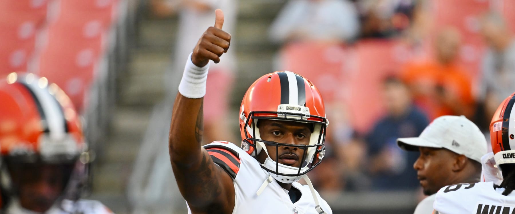 Trevor Lawrence vs Deshaun Watson: Which QB to Start for Fantasy Week 10?