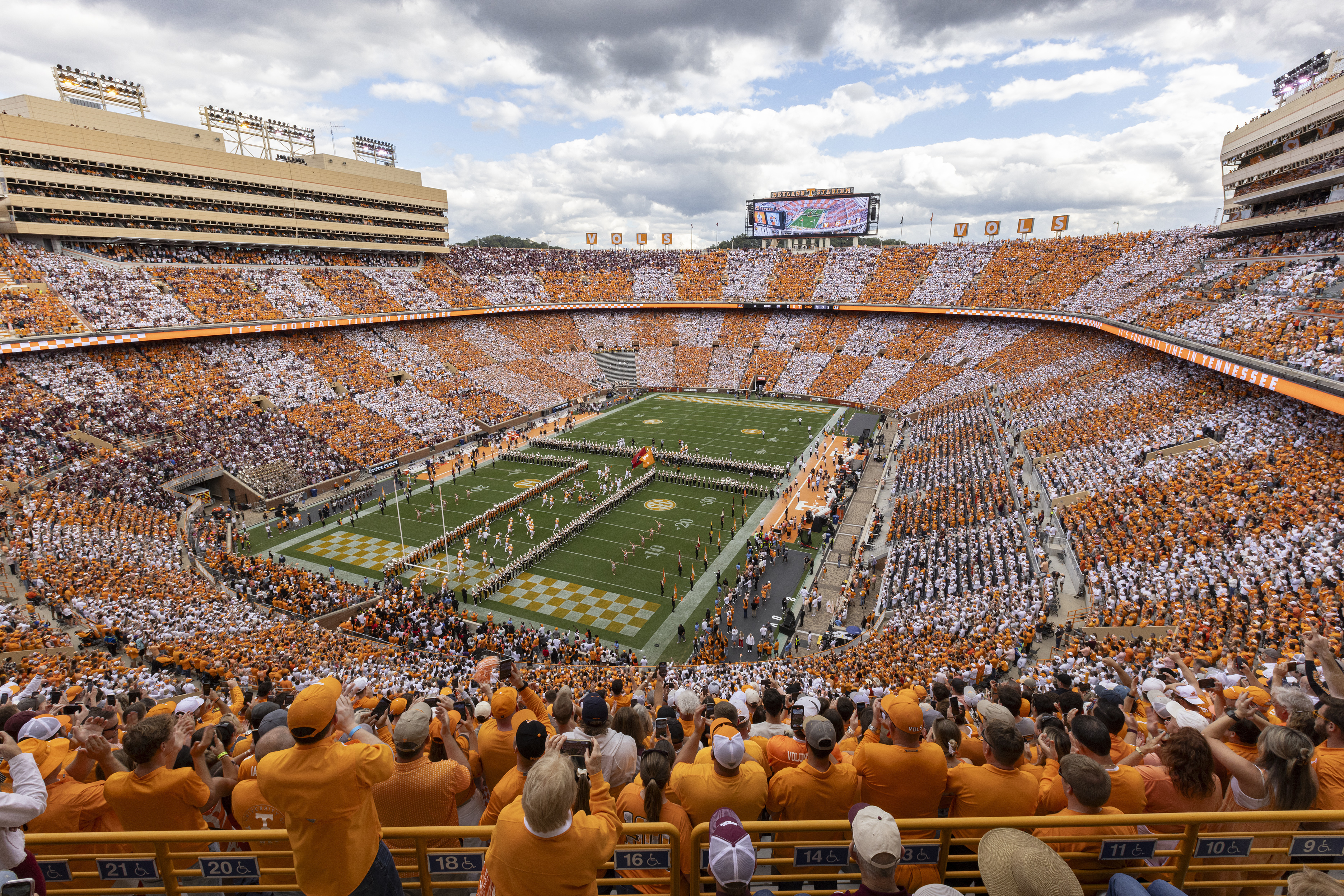 The Significance of 14 on Tennessee Football Field Explained Simply