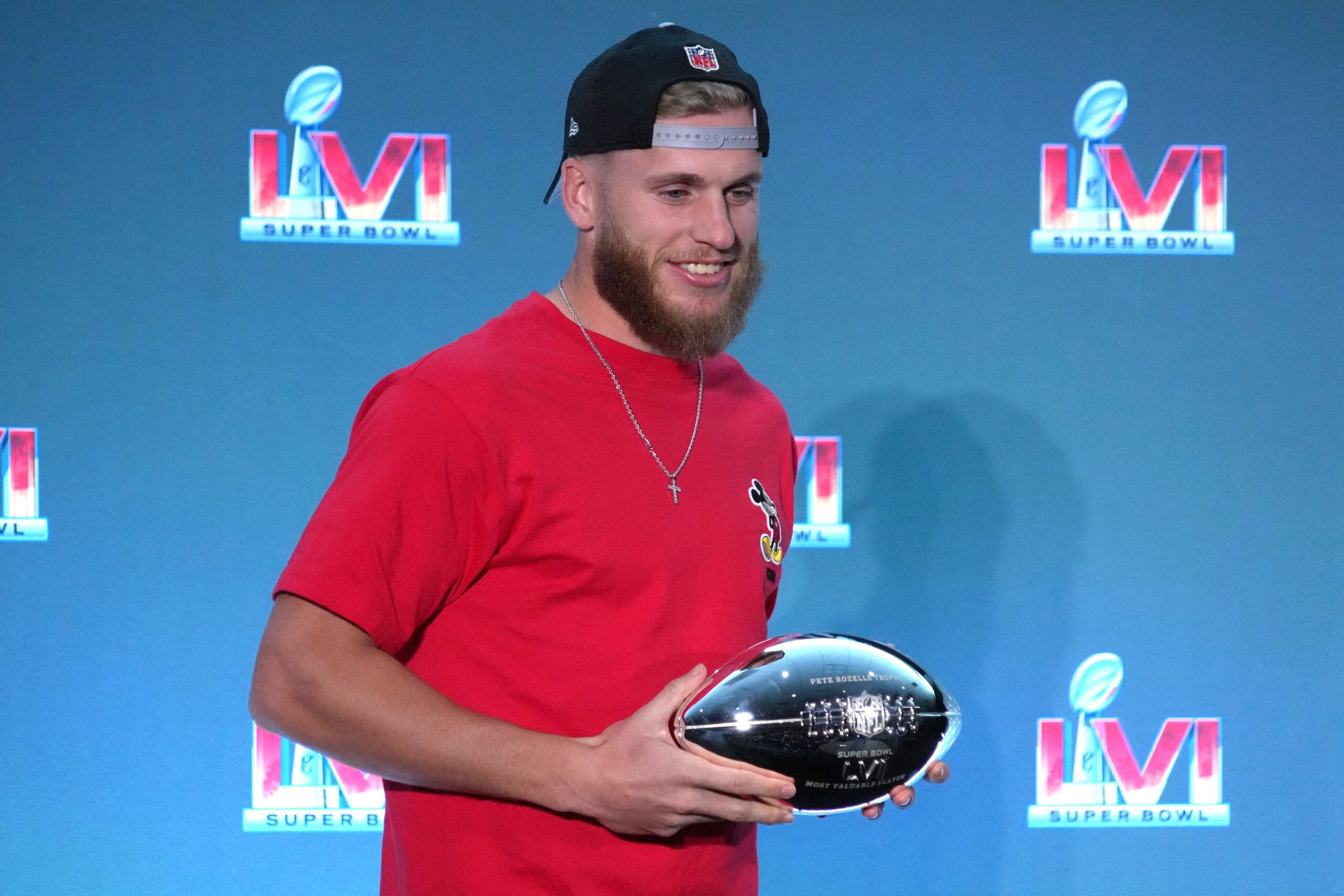 Does the NFL MVP get money? Here is how much they make!