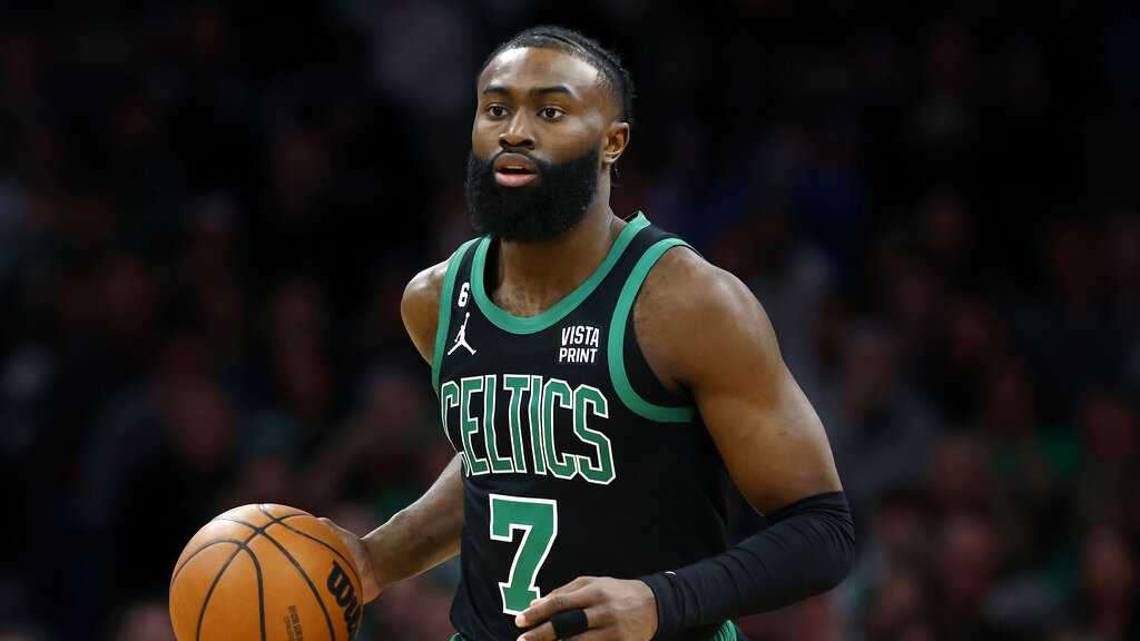 Unlocking NBA Agent Earnings: How Much Do They Make?