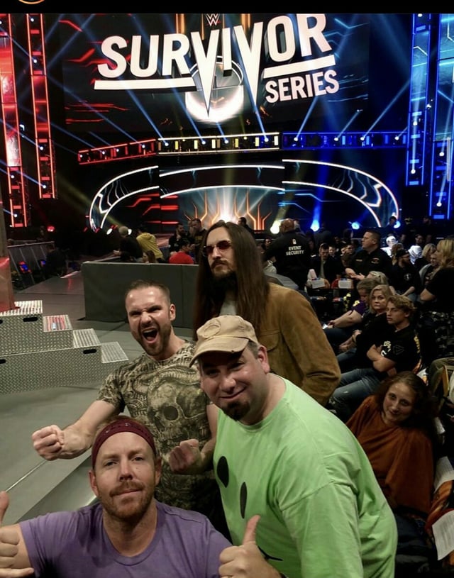 Whats the Deal with Green Shirt Guy WWE? (His Crazy Reactions Explained for You)