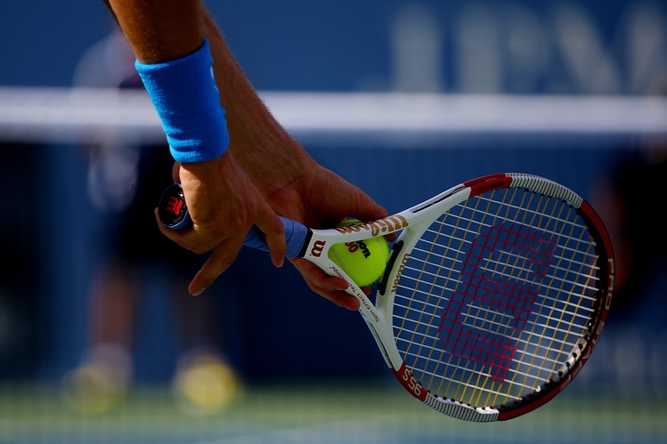 What Tennis Rackets Do the Pros Use? Get the Inside Scoop Now!