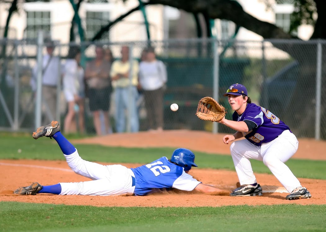 How many innings in hs baseball games? A quick guide for players and fans!