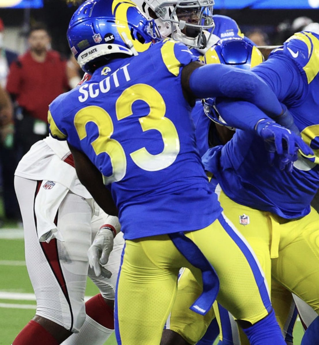What is the String Hanging from NFL Players and Whats Its Purpose?