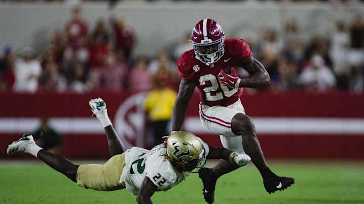 Can College Champs Beat NFL Pros? Alabamas Chances