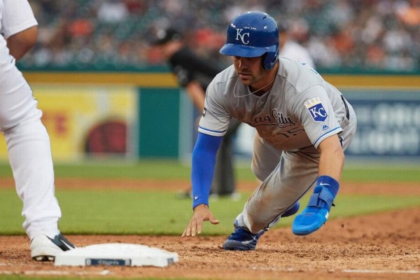 The Mitten Mystery: Why Do Baseball Players Wear Them on the Field?