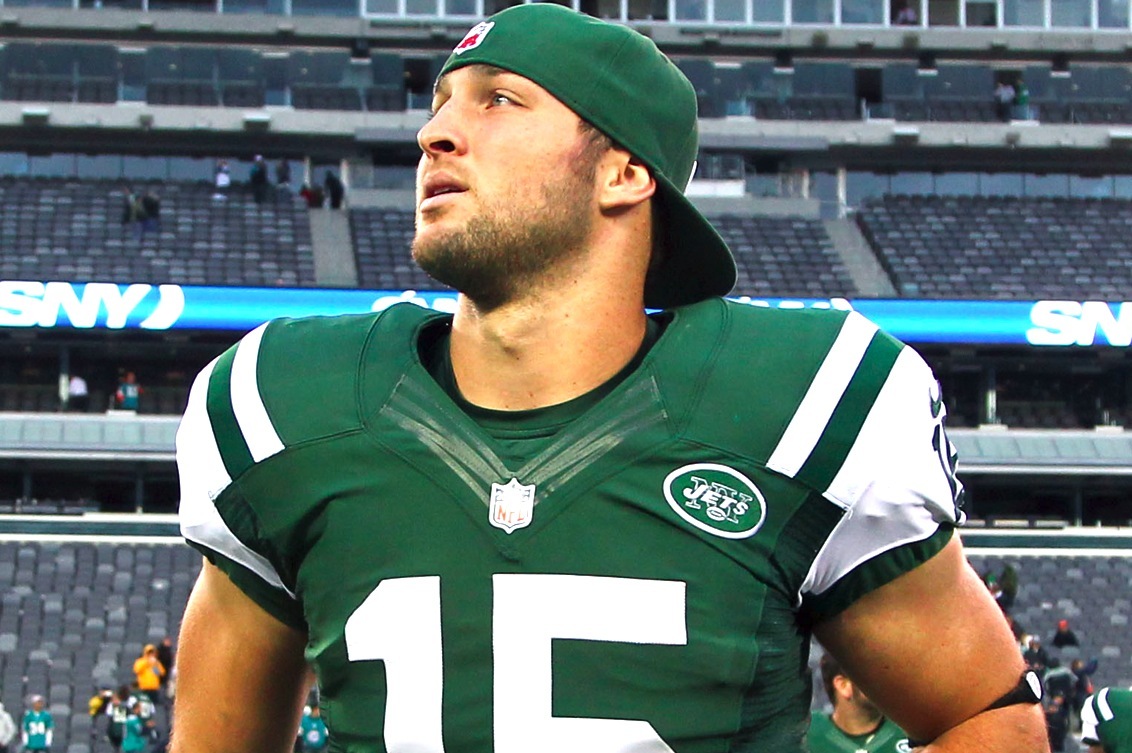 Tim Tebows NFL Career: Why It Flopped? Why Didnt He Make It?
