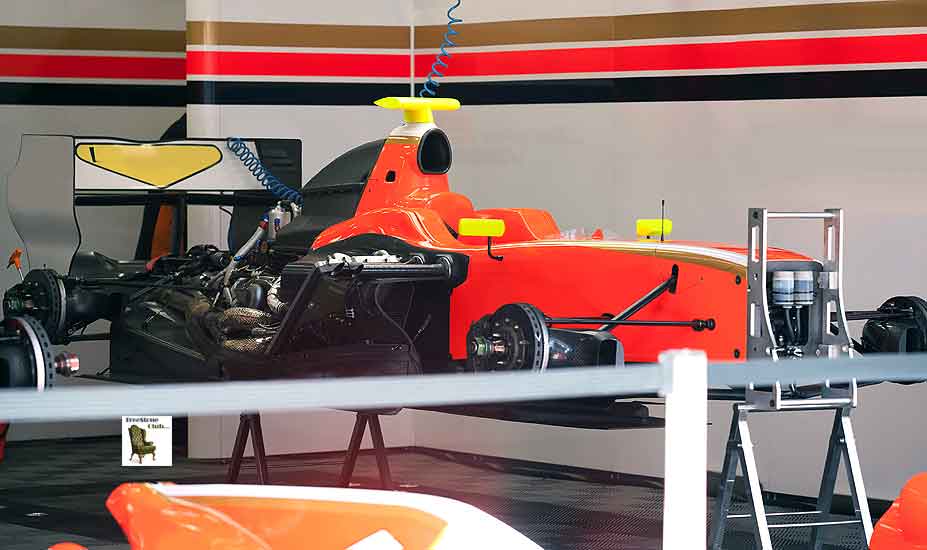 Becoming an F1 mechanic: Simple steps on how to become an F1 mechanic.