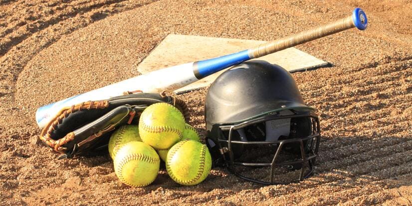 How to Say Baseball Bat in Spanish? A Quick Guide for Beginners