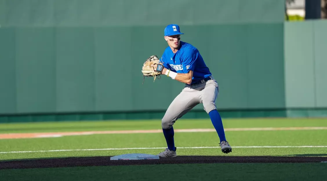 a&m corpus christi baseball: whats the latest scoop? (Get all the islanders baseball news here)