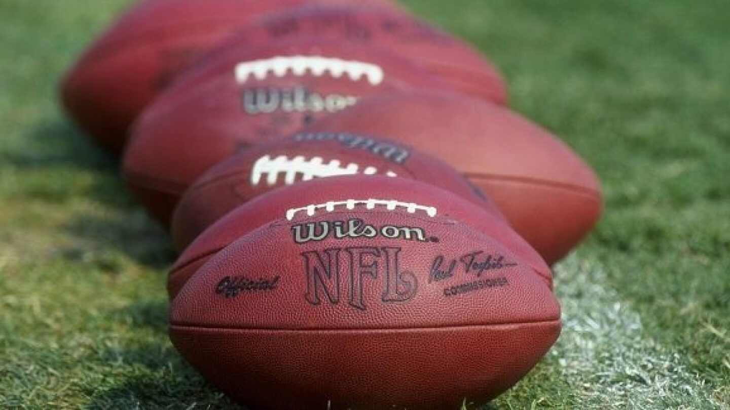 Bigger Ball in the NFL? Is the NFL Football Bigger Than College? See the Truth!
