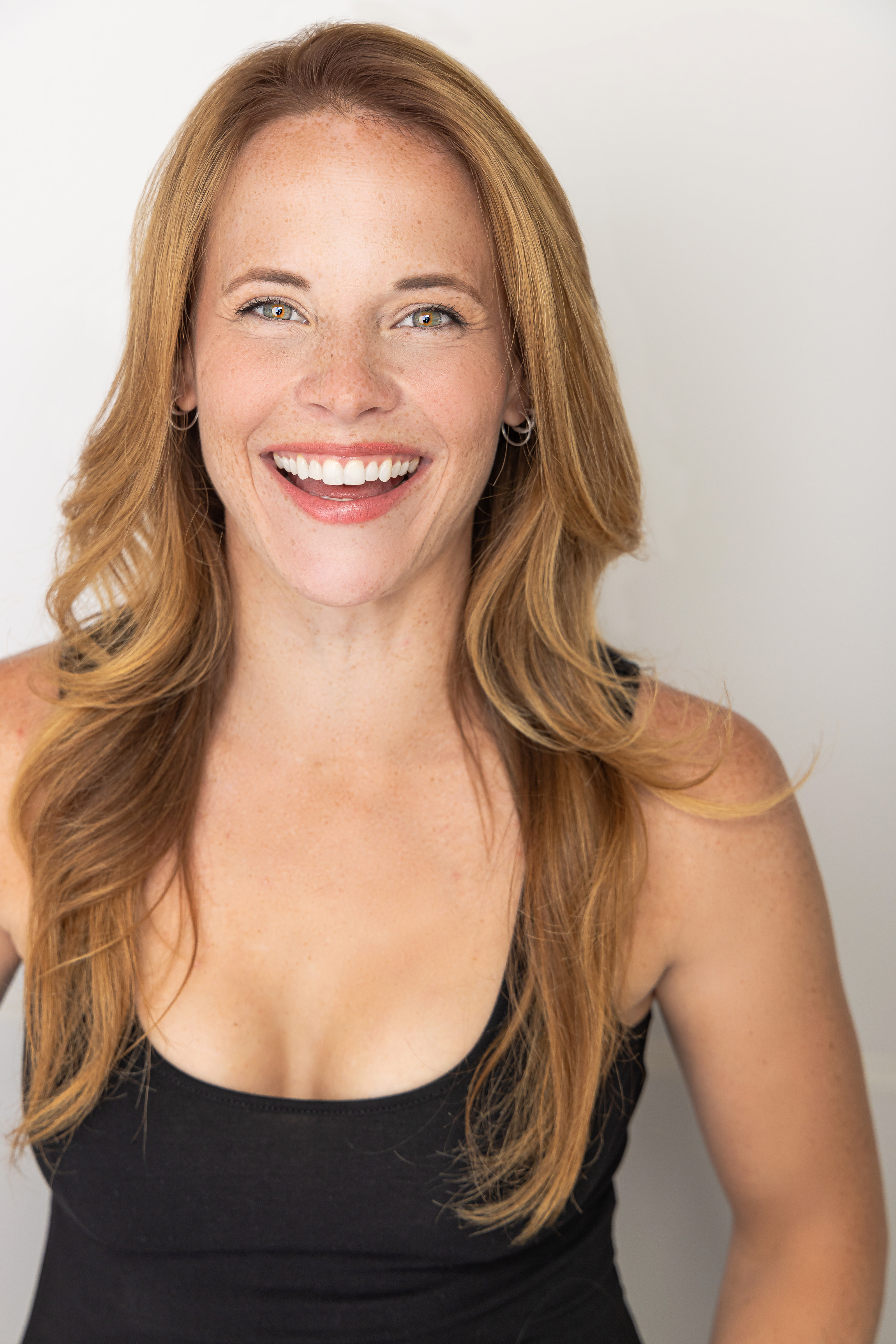 Whats Katie Leclercs Height? The Answer Might Surprise You, Discover it!