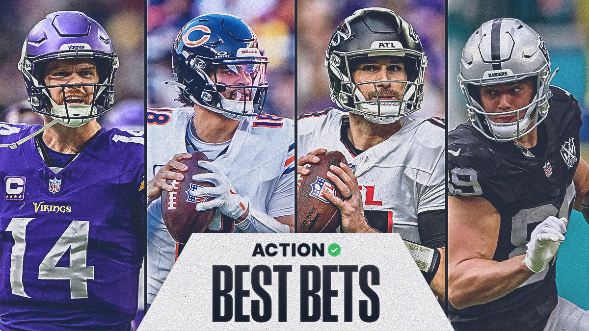 Who is favored to win monday night football? Expert picks and odds!